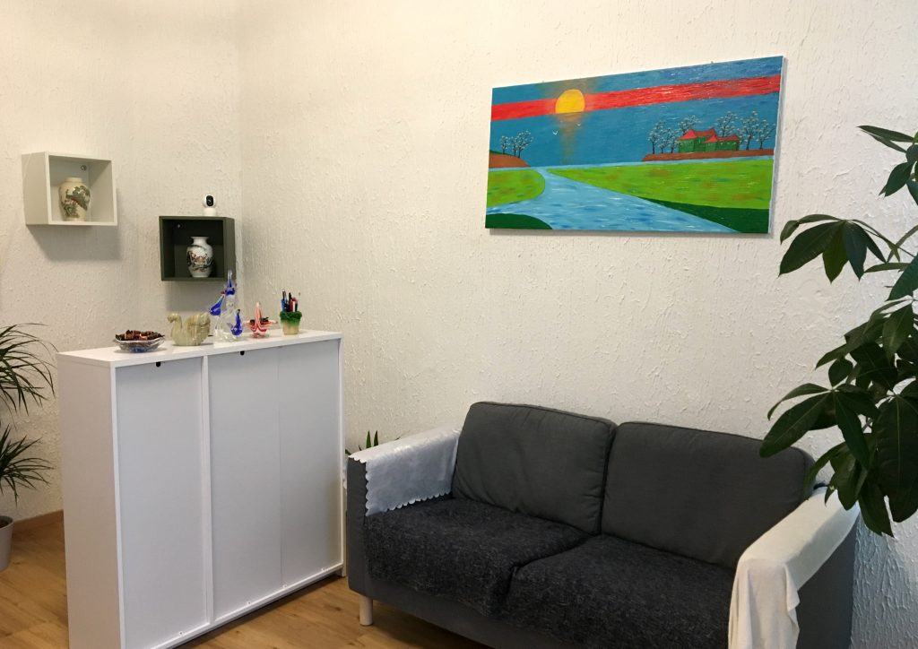 Wartebereich in Gingko-Massagestudio